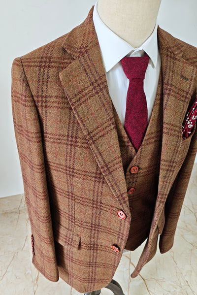 BROWN RED PLAID 3 PIECE SUIT