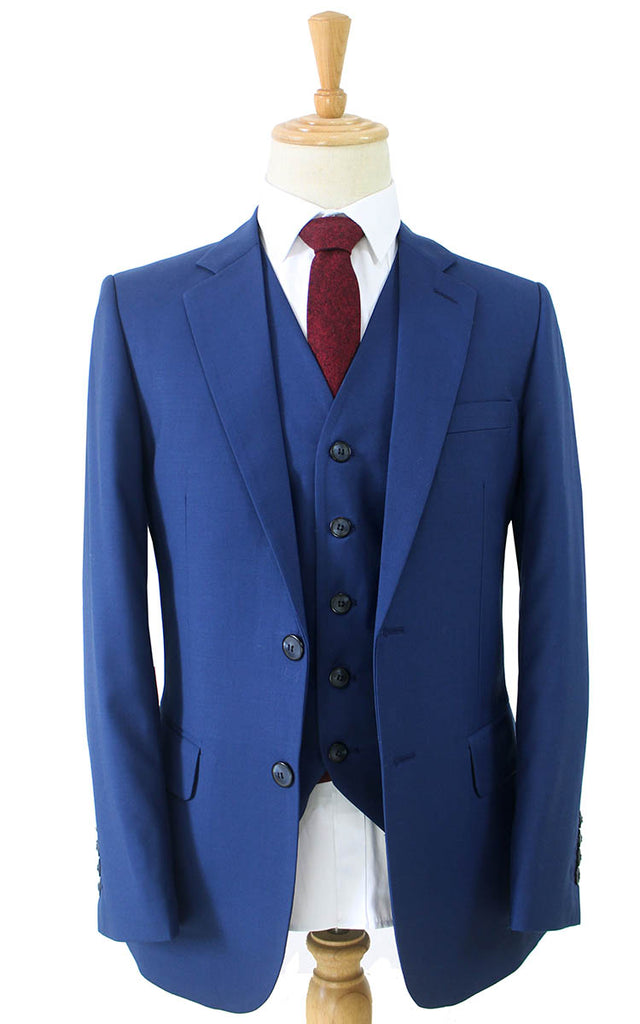 20 Best Suit Brands for Men - Hockerty